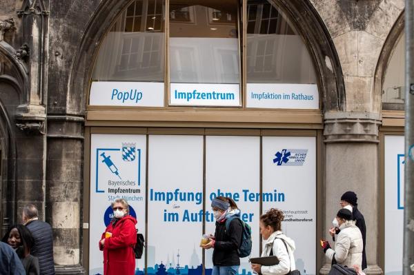 Explozie de cazuri Covid în Germania. Peste 50.000 de noi infectări, a patra zi consecutivă cu bilanț record