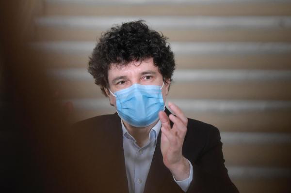 Primarul Nicușor Dan a anunțat când se va vaccina: „Am făcut niște investigații medicale"