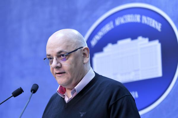 Raed Arafat, despre piața neagră a antiviralelor: Capsulele pot conține cretă sau făină