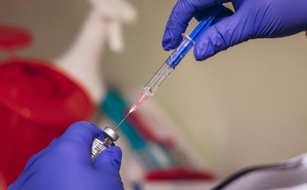 Germania adoptă prin lege vaccinarea obligatorie anti-covid a personalului medical. Amenzile pentru nevaccinaţi sunt "inevitabile"