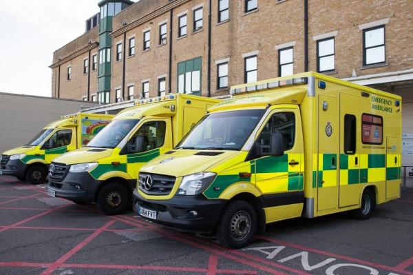 Cât de periculoasă este de fapt varianta Omicron? Ministrul Educaţiei din Marea Britanie spune că sunt cazuri de infectare în spitale