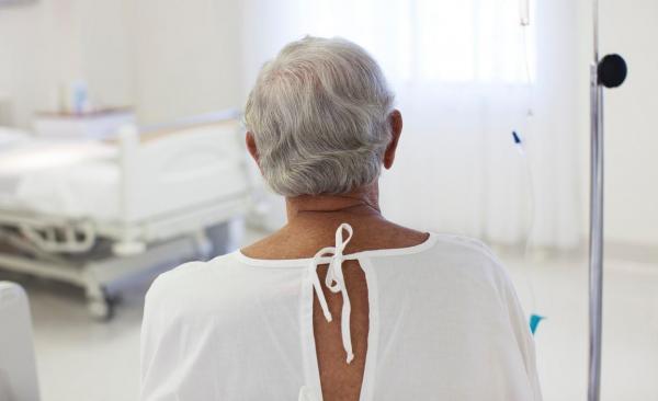 Un chirurg a amputat piciorul greșit unui bătrân de 82 de ani, într-o clinică din Austria. Medicul și-a aflat ieri sentința