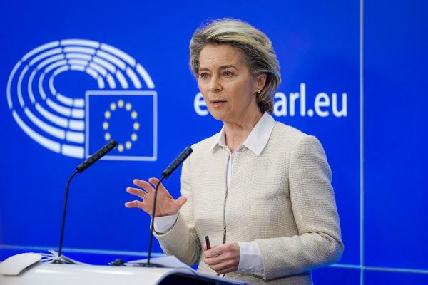 Ursula von der Leyen a mulţumit României pentru ajutorul umanitar oferit Republicii Moldova