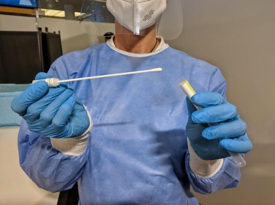 Definiţiile de caz pentru Covid-19 au fost actualizate. Categoriile de persoane exceptate de la testare