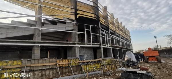 Incendiu la Stadionul Giuleşti - peluza 1