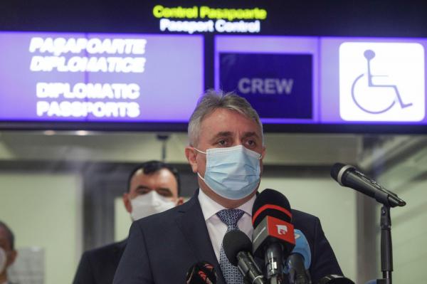 Scandalul vaccinării paralele. Bode: Nu este normal să publici liste cu adrese din sistemele de apărare și de informații