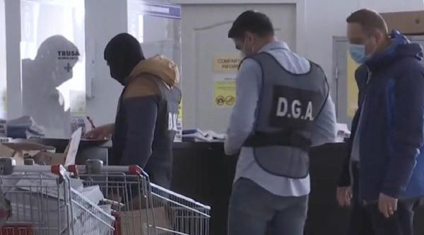 Poliţiştii reţinuţii în cazul de mită la permise şi înmatriculări Suceava au fost eliberaţi şi se vor întoarce  la muncă