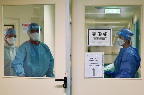 Medici acuzaţi de omor în Italia, după moartea militarului Stefano Paternò la câteva ore după ce s-a vaccinat cu AstraZeneca