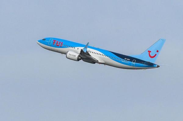 O aeronavă Boeing 737, implicată într-un incidente serios. O eroare de software a modificat greutatea femeilor aflate la bord