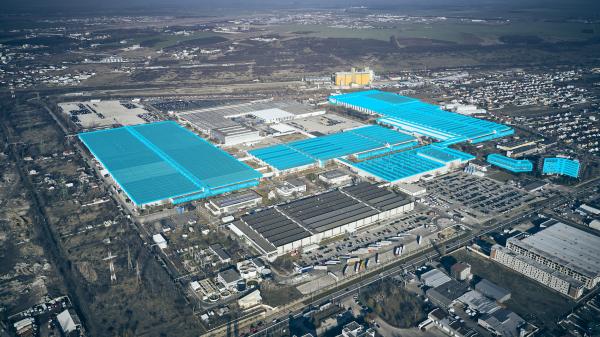 Ford anunță o nouă investiție de 300 milioane de dolari la Craiova. Va produce primul vehicul complet electric în România