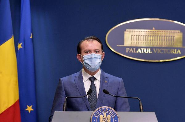 Vacanţele nu vor fi condiţionate de vaccin. Florin Cîțu: "În România nu se va aplica certificatul verde"