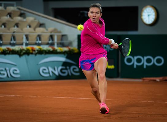 Simona Halep, în timpul meciului din turul 3 al Roland Garros