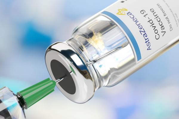 O seringă cu vaccin de la AstraZeneca