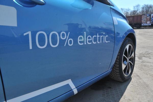 Programul Rabla pentru mașinile electrice, blocat la trei săptămâni de la lansare