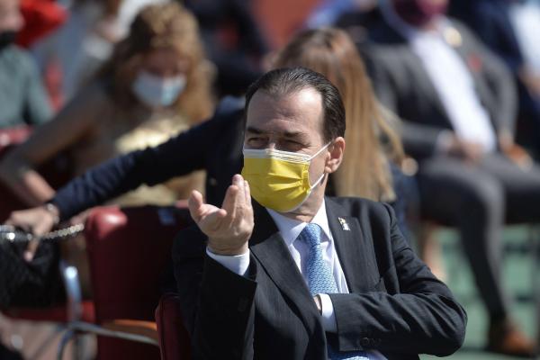 Ludovic Orban a explicat petrecerea de la Parlament: Cei care au venit să-mi transmită urări sunt vaccinați