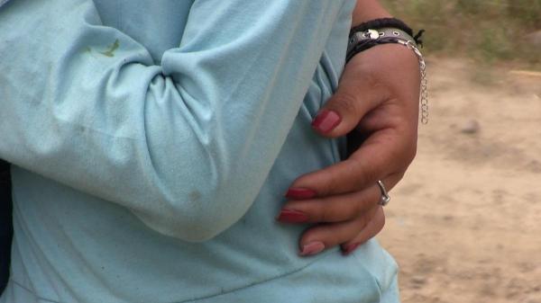 Oroare în Bihor. O fetiţă de 10 ani şi fraţii ei, molestaţi timp de câteva luni de bărbatul plătit să-i îngrijească