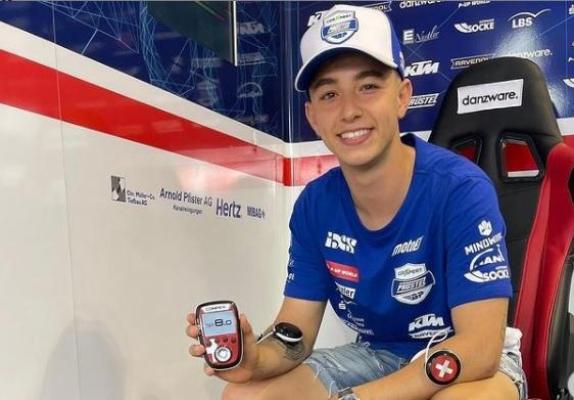 Pilotul elvețian Jason Dupasquier a murit la vârsta de 19 ani, în urma unui grav accident, în Italia