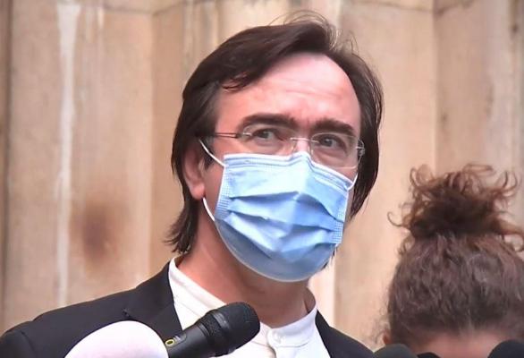 Prefectul Capitalei a declarat că numărul de 1,2 milioane de bucureşteni vaccinaţi anunţat anterior este eronat. "Am interpretat greşit