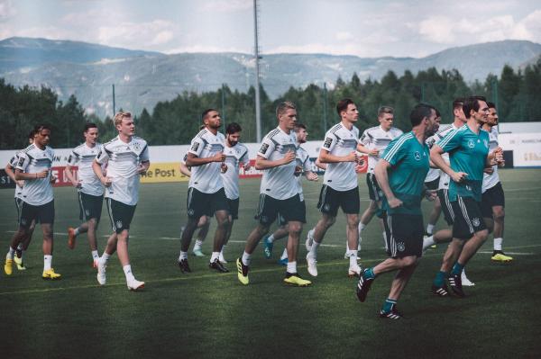 Lotul Germaniei pentru Euro 2020. Nemții se bazează pe experiență: Neuer-Kroos-Muller, axul central al Germaniei