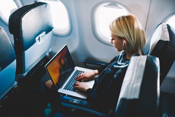 A "picat" din nou internetul la nivel global: mai multe companii aeriene şi bănci din SUA au fost afectate