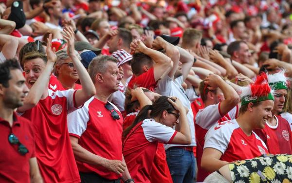 Trei suporteri s-au infectat cu varianta Delta a Covid-19 la meciul Danemarca – Belgia din grupele EURO 2020