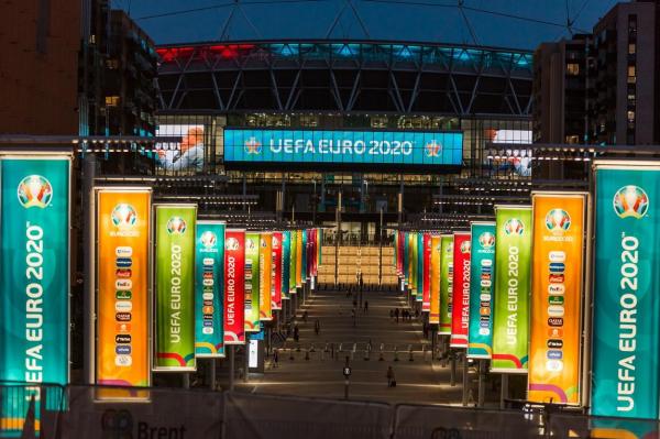 Pe ce stadioane se joacă Euro 2020. Meciurile Campionatului European de Fotbal au loc pe 11 arene din tot atâtea orașe din Europa