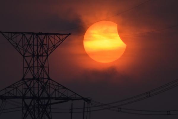 Eclipsă parțială de Soare