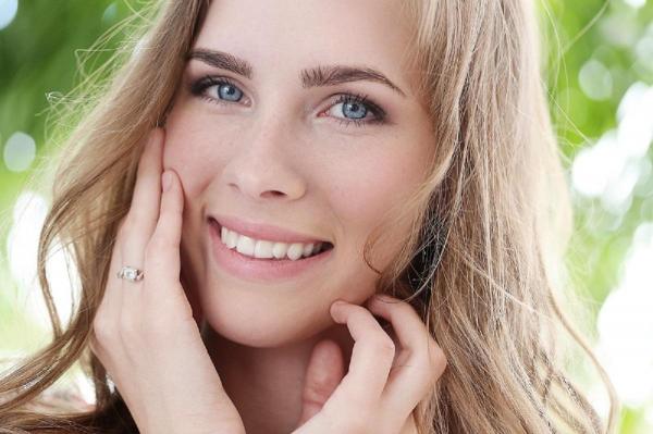 Cum alegi un implant dentar