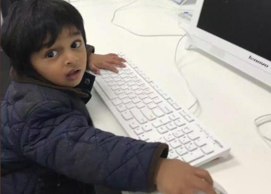 "Îmi lipseşte". Mesajul sfâşietor al unui tată, care nu şi-a putut salva fiul de 4 ani din flăcări, în Australia
