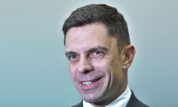 Eduard Novak, ministrul Tineretului şi Sportului