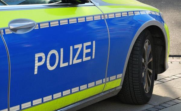 Trei afgani arestaţi, după ce au violat o fată de 13 ani în Austria