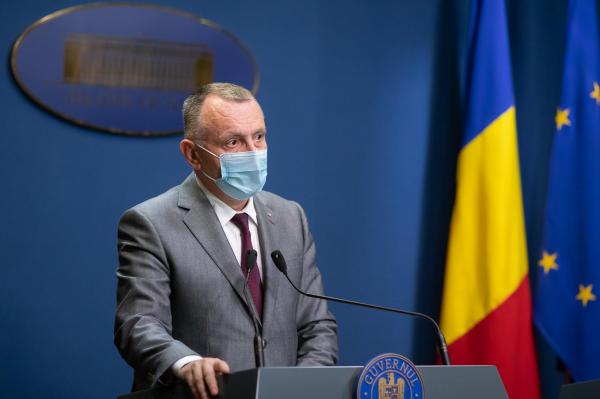 Sorin Cîmpeanu a anunţat că îşi doreşte ca anul şcolar să se desfăşoare în format fizic