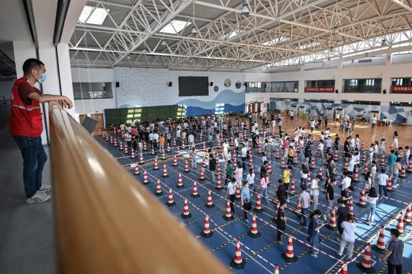 China, prima țară din lume care a reușit să țină sub control varianta Delta. Cum a zdrobit focarul în 33 de zile