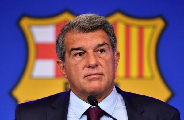 Joan Laporta, preşedintele FC Barcelona, a precizat că nu a vrut să pună în pericol viitorul clubului doar pentru a înregistra noul contract al lui Messi