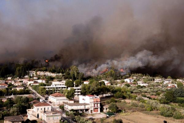 Avertizare de călătorie în Grecia: Sunt așteptate fenomene meteo extreme, temperaturi de 46 grade urmate de incendii și furtuni