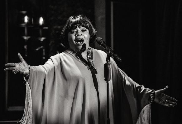 Cântăreaţa a murit la 76 de ani