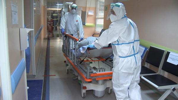 Primul manager de spital din România care nu permite personalului nevaccinat să lucreze în anumite secţii: "Le-am spus asistentelor că le detaşez şi aduc altele vaccinate"