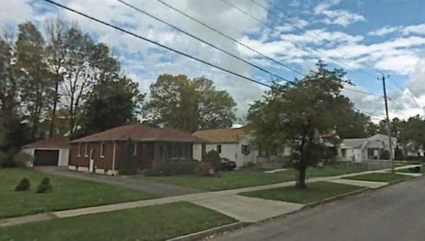 Cartierul construit pe 20.000 de tone de deșeuri toxice. ”Aproape toate femeile de pe strada mea au făcut cancer”