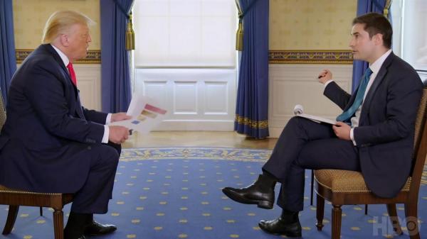 Jurnalistul australian Jonathan Swan câștigă un Emmy pentru interviul său viral cu Donald Trump
