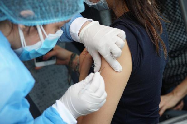 Vaccinare obligatorie împotriva Covid pentru persoanele de peste 60 de ani, în Grecia. Amenzile încep de la 50 de euro