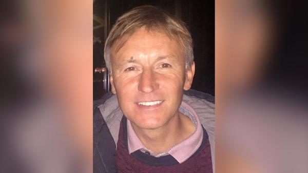 Om de afaceri ruinat şi părăsit de soţie, zdrobit cu BMW-ul pentru 40.000 de lire. Criminalii, tată şi fiu, sunt judecaţi în Islanda