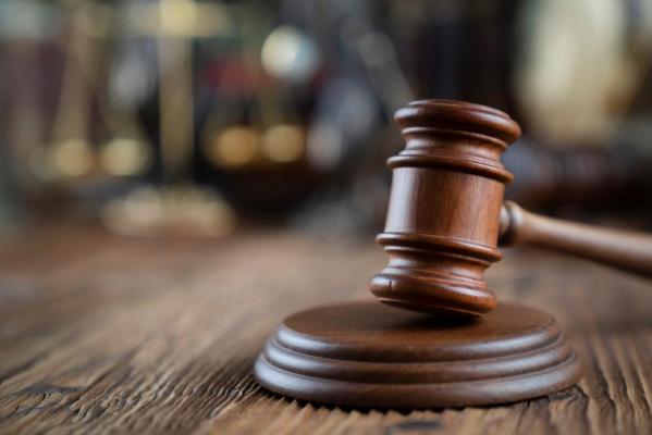 Primăria Timişoara cheamă în instanţă membrii unui clan din oraş