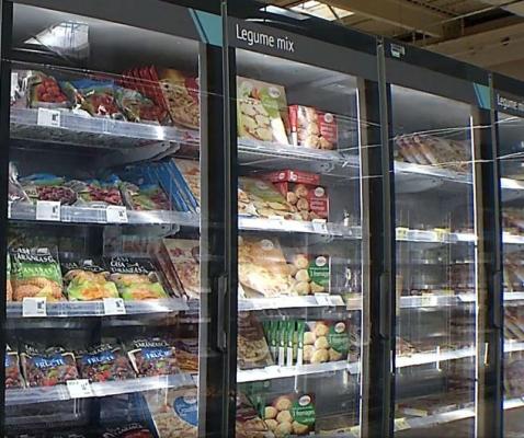 Coşul minim de consum pentru un trai decent pentru o familie cu 2 copii a ajuns la 8.659 lei în septembrie