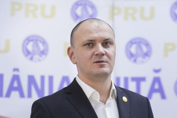 Fugarul Sebastian Ghiță, trimis din nou în judecată. Ar fi primit 29 de milioane de lei pentru a ajuta o firmă IT să câștige contracte cu statul