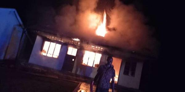 Incendiu la o şcoală de nevăzători din Uganda