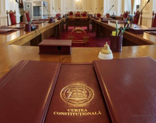Mii de dosare de corupţie s-ar putea închide. Instanţa supremă: Decizia CCR privind prescripţia se aplică retroactiv
