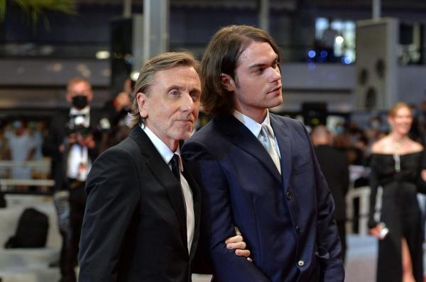 Tim Roth, alături de fiul său Cormac Roth