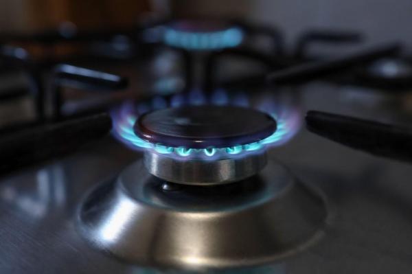 Comisia Europeană a propus plafonarea preţului gazelor naturale la 275 de euro pentru un Megawatt oră