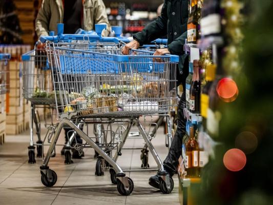 Program supermarketuri de Anul Nou 2023. Până când poţi face cumpărături de Revelion la magazinele Lidl, Kaufland, Auchan, Penny, MegaImage, Cora