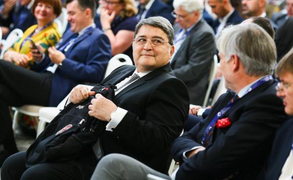 Emil Hurezeanu, ambasadorul României la Viena, chemat în țară după votul Schengen. Anunțul făcut de MAE